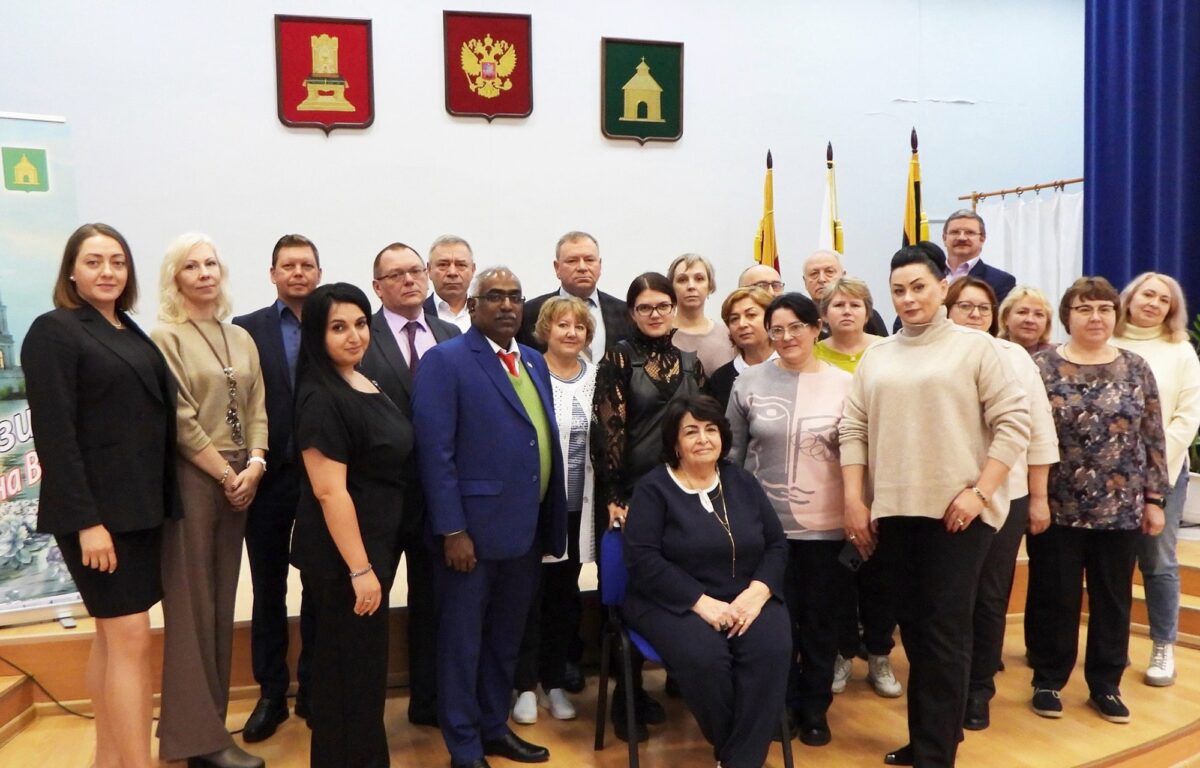 В Тверской области проходят выездные тематические школы «Розовая лента. Новый формат»