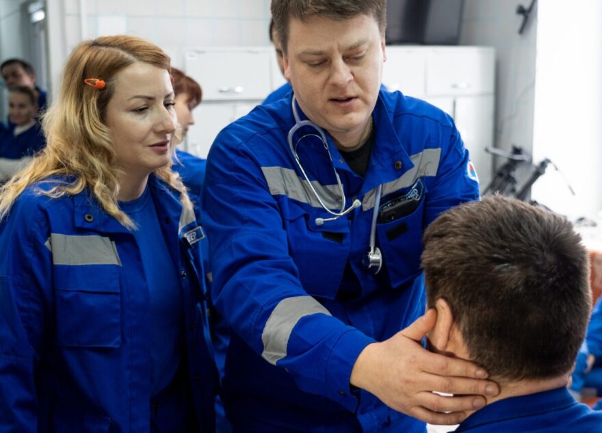 Врач назвала простое упражнение, которое спасет от инсульта Врач назвала простое упражнение, которое спасет от инсульта