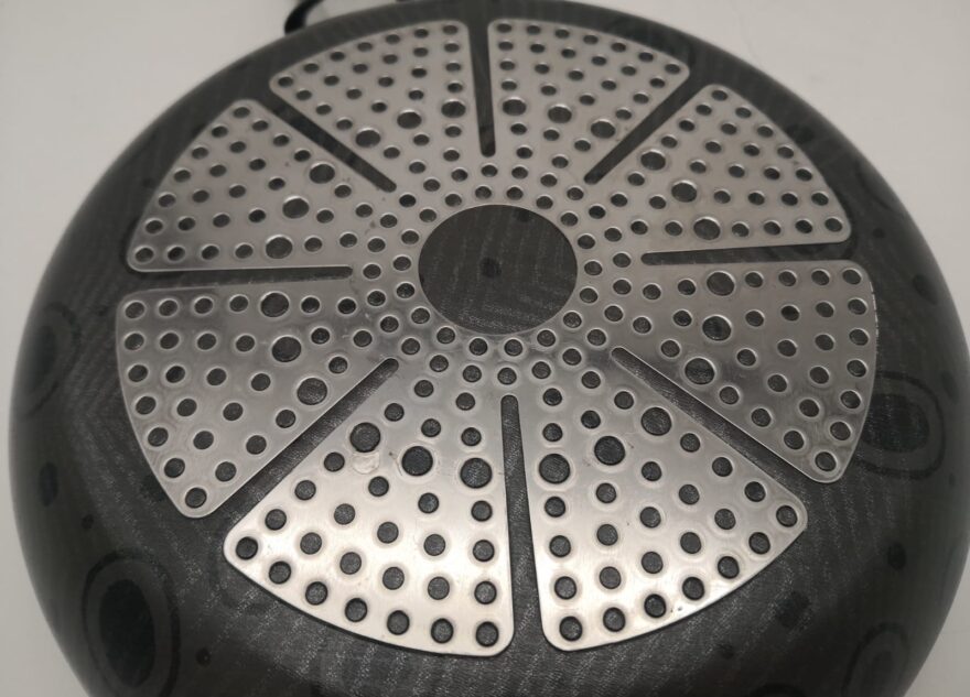 Российский производитель антипригарной посуды начал выпуск новой продукции в Тверской области