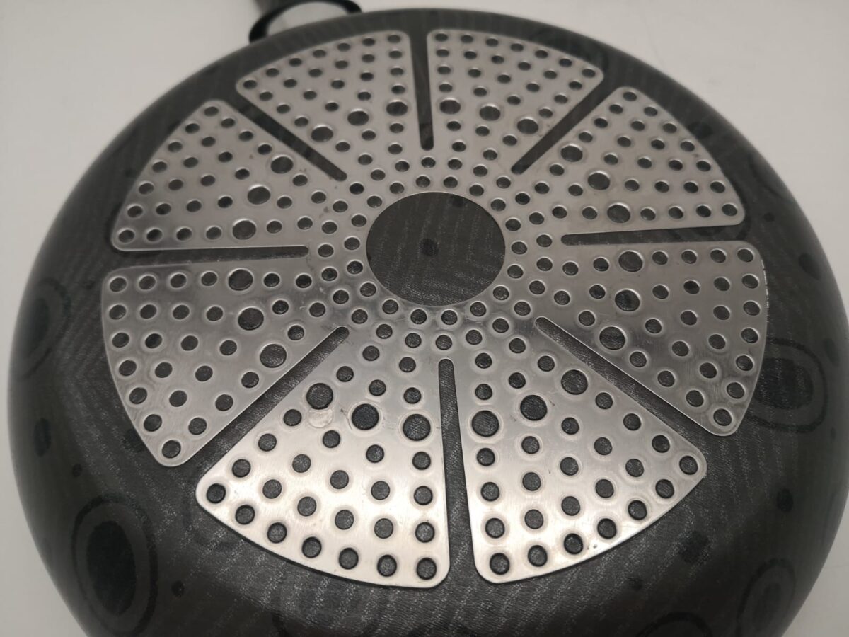 Российский производитель антипригарной посуды начал выпуск новой продукции в Тверской области