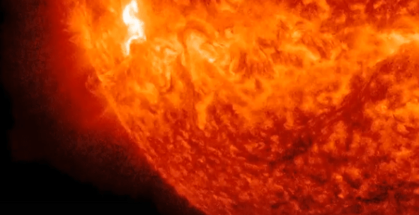 Появилось видео мощнейшей вспышки на Солнце