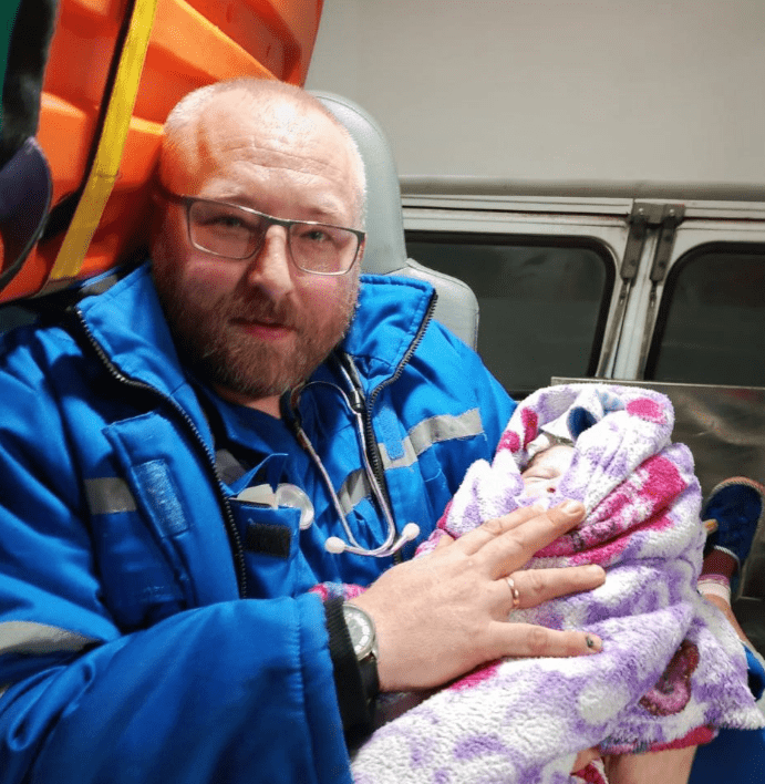 В Тверской области бригада скорой помощи приняла роды на дому