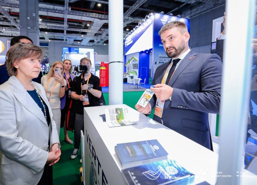 Тверская компания представляет продукцию на VII Китайской международной выставке импортных товаров