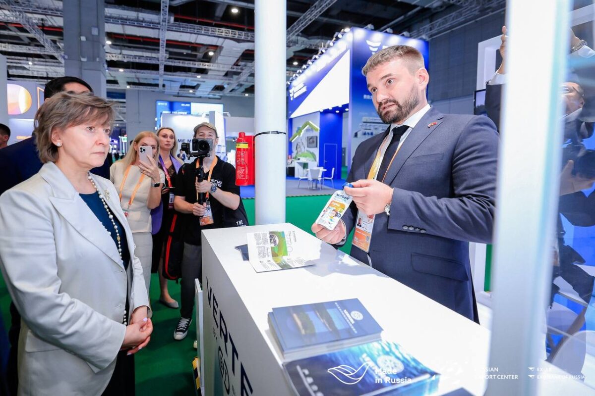 Тверская компания представляет продукцию на VII Китайской международной выставке импортных товаров