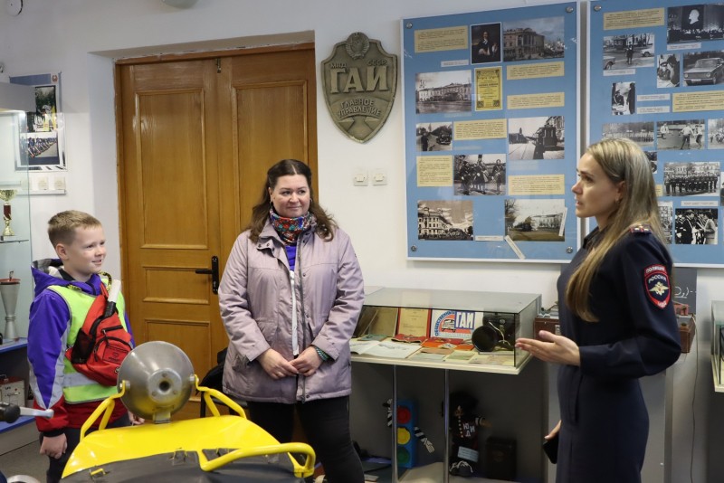 Сотрудники ГИБДД сделали день юного фаната незабываемым