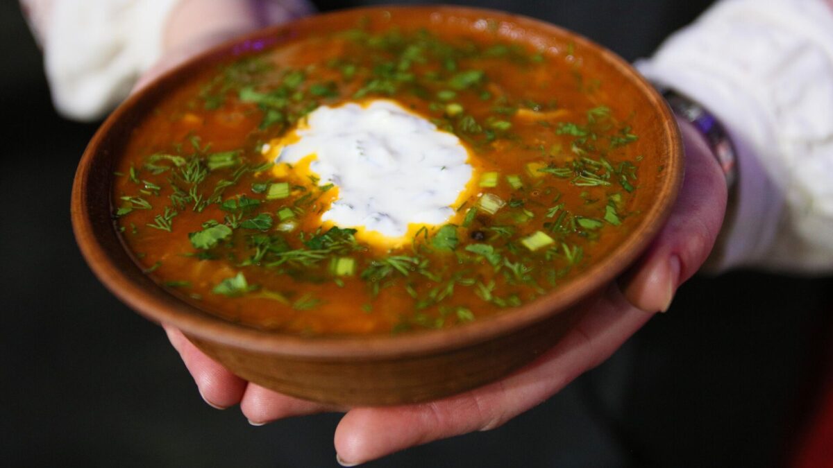 Врач рассказала, какой суп есть для похудения