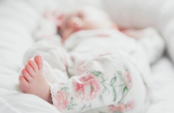 Тверской области предоставят дополнительные средства на проведение неонатального скрининга новорождённых