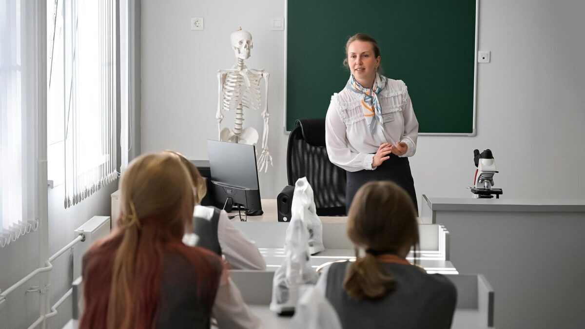 Учителей Тверской области приглашают выступить на конкурсе «Мои горизонты» 