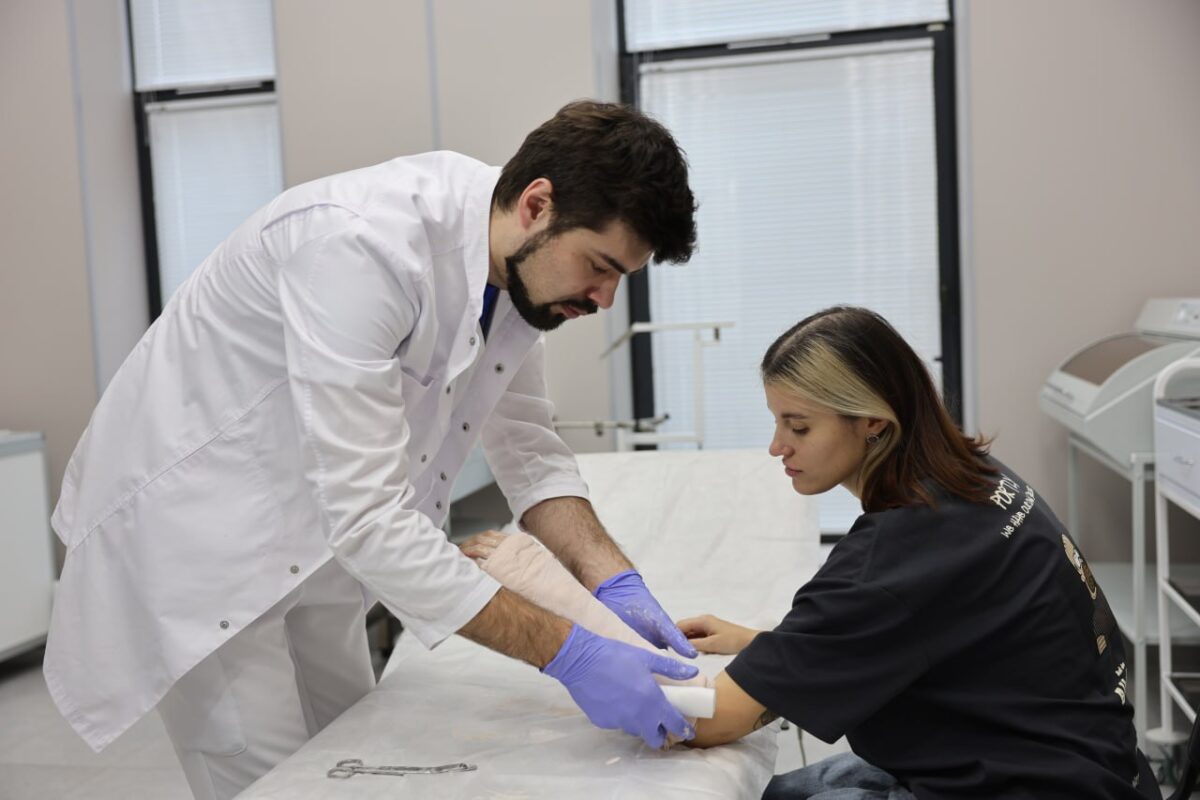 Порядка 1500 жителей Тверской области получили квалифицированную помощь в медицинском центре в деревне Мокшино