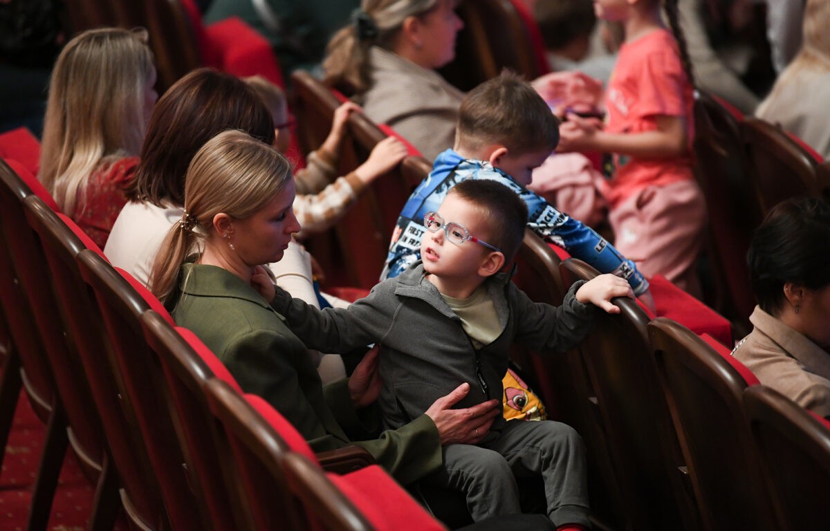 В Тверской области выступили два прославленных творческих коллектива России