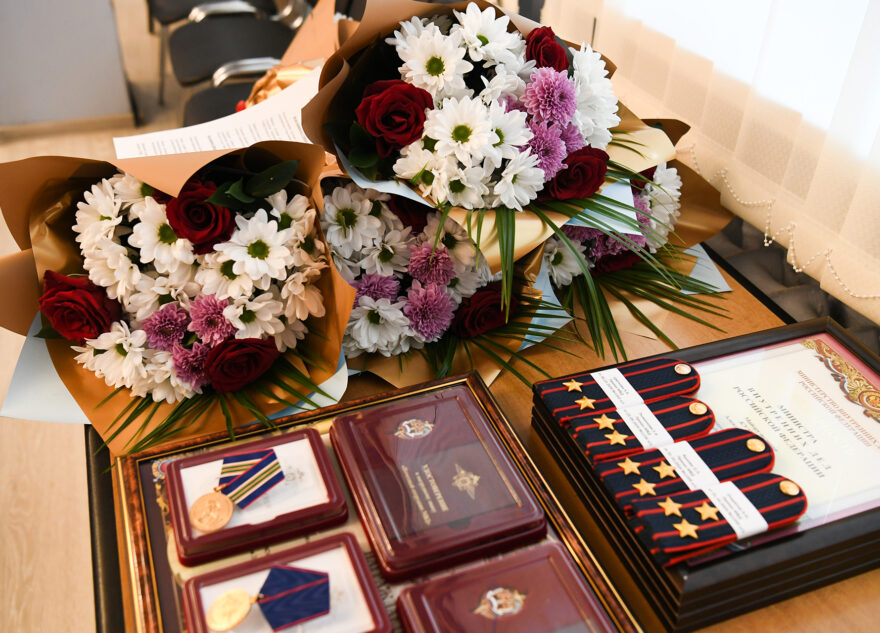 Игорь Руденя вручил правоохранителям Тверской области награды за вклад в обеспечение правопорядка