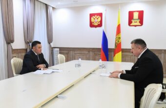 Губернатор Игорь Руденя поставил перед новым главой Андреапольского округа ключевые задачи Губернатор Игорь Руденя поставил перед новым главой Андреапольского округа ключевые задачи
