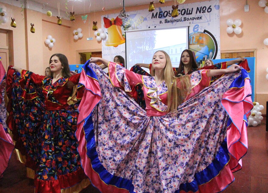 Школа №6 Вышнего Волочка отмечает 125-летие