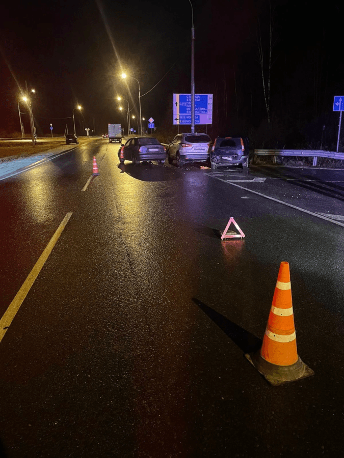 ДТП в Тверской области, два человека пострадали в результате столкновения на трассе М-10 ДТП в Тверской области, два человека пострадали в результате столкновения на трассе М-10