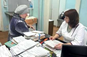 Жители посёлка под Тверью проверили своё здоровье благодаря мобильному медицинскому комплексу Жители посёлка под Тверью проверили своё здоровье благодаря мобильному медицинскому комплексу