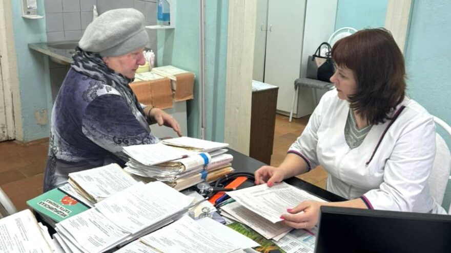 Жители посёлка под Тверью проверили своё здоровье благодаря мобильному медицинскому комплексу