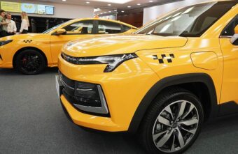 Российские автомобили "Москвич" будут использовать в качестве такси на Кубе Российские автомобили "Москвич" будут использовать в качестве такси на Кубе