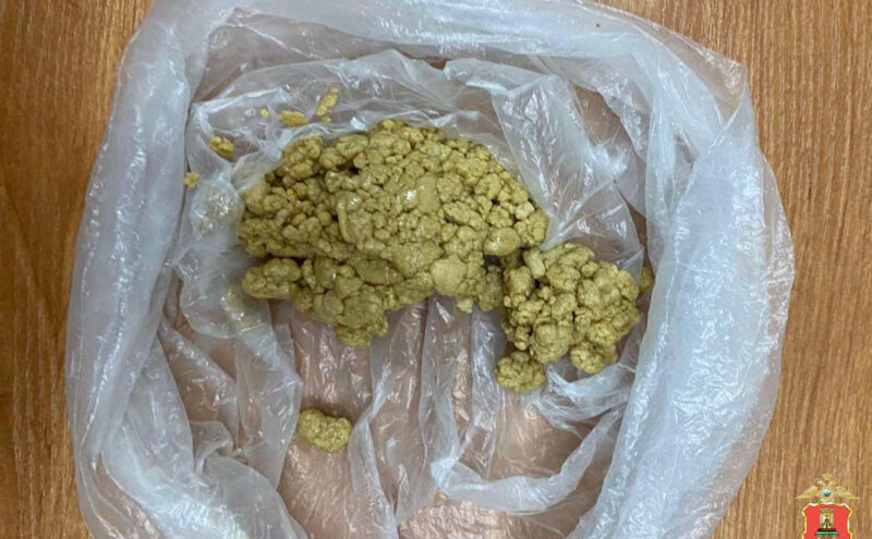 В Твери задержали наркосбытчика с героином