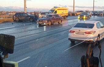Стали известны подробности аварии на Волоколамском проспекте, есть пострадавшие Стали известны подробности аварии на Волоколамском проспекте, есть пострадавшие