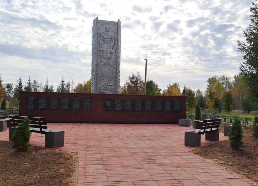 Три мемориала восстановили в Лихославльском округе