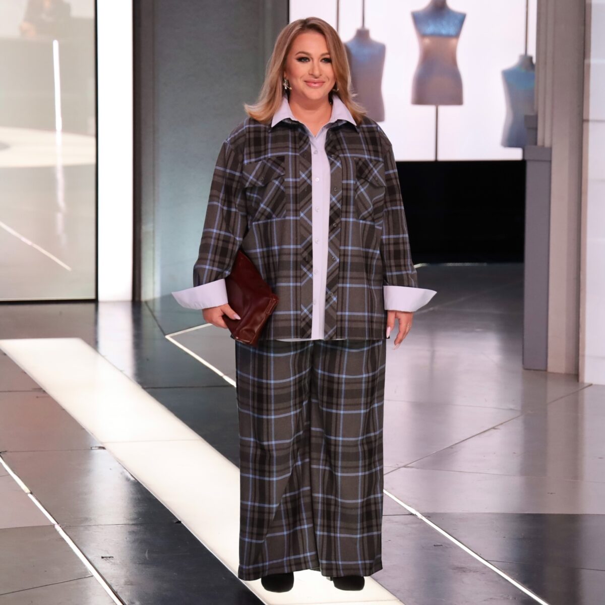 Жительница Тверской области изменила внешность на Первом канале