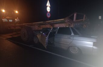 Водитель ВАЗа "догнал" трактор в Тверской области