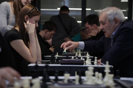 В Твери открылось культурно-интеллектуальное пространство «Шахматный клуб РВИО» В Твери открылось культурно-интеллектуальное пространство «Шахматный клуб РВИО»