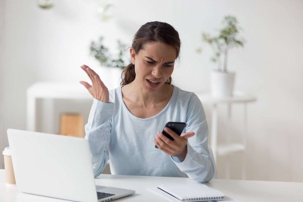 Эксперт выделил основные угрозы, с которыми могут столкнуться пользователи смартфонов