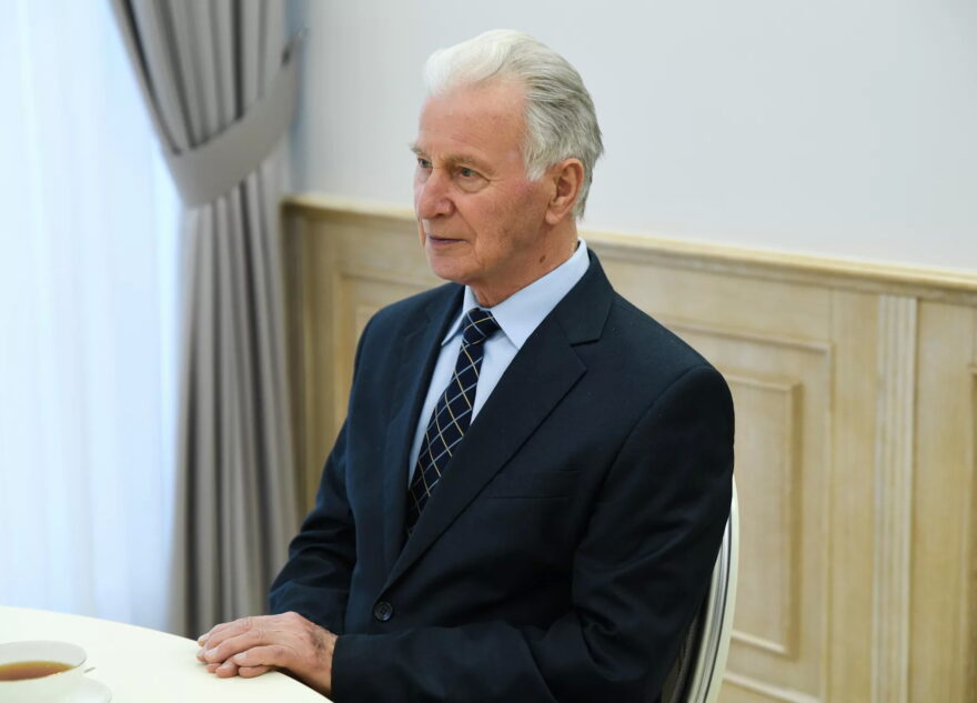 Почётному гражданину Тверской области Владимиру Суслову исполнилось 85 лет Почётному гражданину Тверской области Владимиру Суслову исполнилось 85 лет