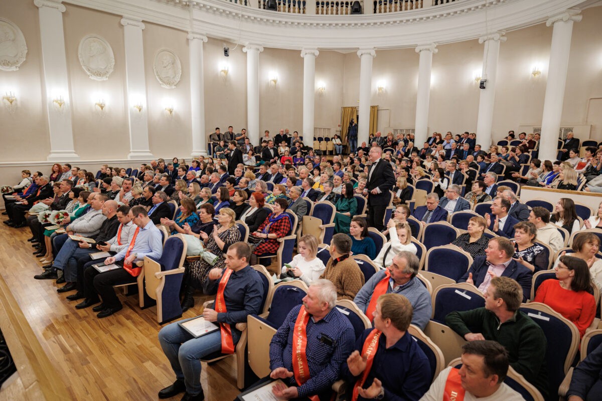 В Твери наградили лучших специалистов агропромышленного комплекса Верхневолжья