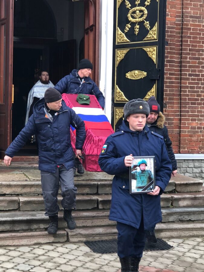 В Бежецком округе простились с погибшим в специальной военной операции Вячеславом Сизовым