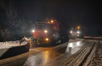 140 единиц техники вышли на расчистку дорог Тверской области 140 единиц техники вышли на расчистку дорог Тверской области