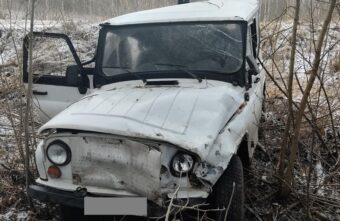 В Тверской области УАЗ съехал в кювет, пострадали два пассажира