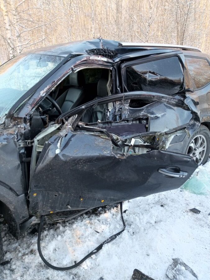 При столкновении трех машин в Тверской области пострадал пассажир грузового авто