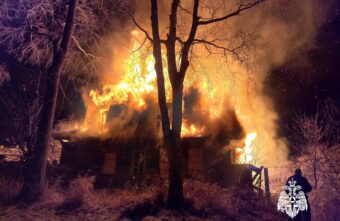 В Тверской области полностью сгорел дом В Тверской области полностью сгорел дом