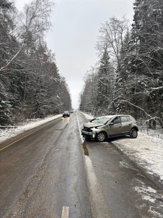 В страшной аварии в Тверской области пострадали пять человек, один человек погиб