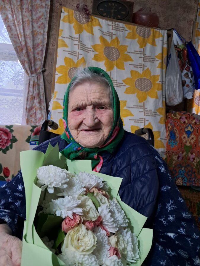 Игорь Руденя поздравил со 100-летием участницу Великой Отечественной войны Надежду Архиповну Буряченко Игорь Руденя поздравил со 100-летием участницу Великой Отечественной войны Надежду Архиповну Буряченко