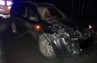 Два человека пострадали в столкновении "Ниссана" и экскаватора в Тверской области