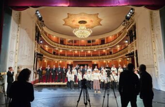 Хор мальчиков и юношей из Тверской области исполнил песню для бойцов СВО