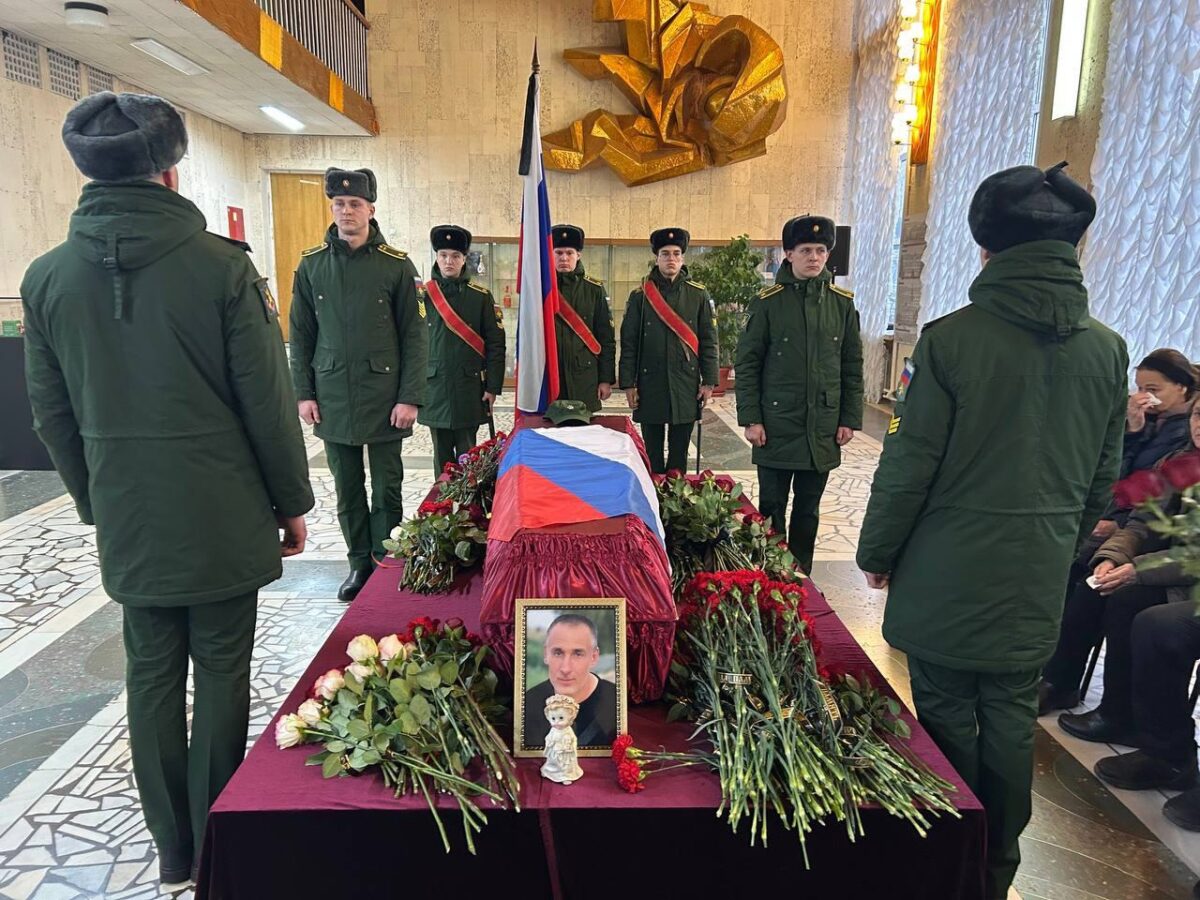 В Тверской области простились с погибшим на СВО Александром Ивановым