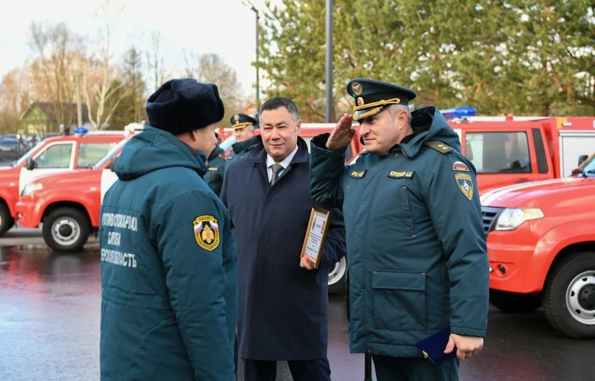 Новый пожарный Урал прибыл на службу в Калязин