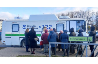 Жители Твери проверили свое здоровье в мобильном медицинском комплексе