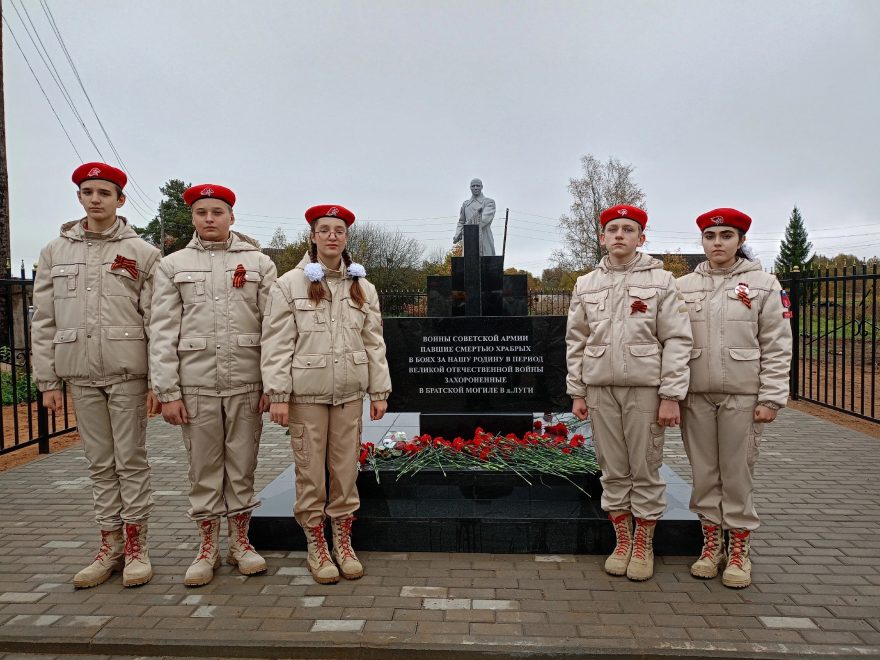 В Андреапольском округе отремонтировали воинские захоронения и братские могилы
