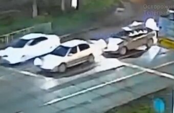 В Твери на площади Конституции произошло массовое ДТП