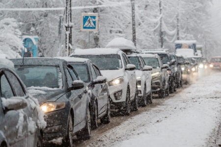 Водителям назвали способ сэкономить бензин на автомобилях с автоматом Водителям назвали способ сэкономить бензин на автомобилях с автоматом