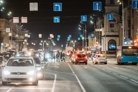 Стало известно, как будут решать проблему пробок в городах России Стало известно, как будут решать проблему пробок в городах России