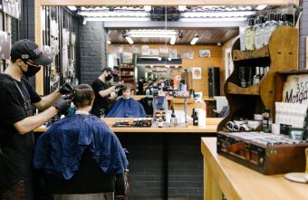 Эксперт рассказала о заражениях грибковой инфекцией в парикмахерских и барбершопах