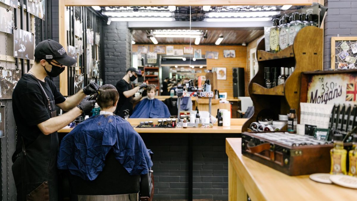 Эксперт рассказала о заражениях грибковой инфекцией в парикмахерских и барбершопах