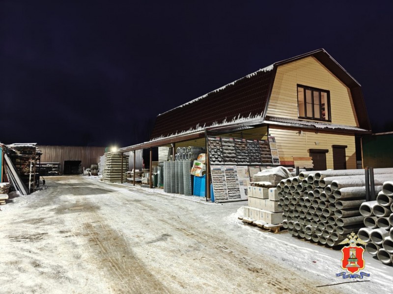 В Тверской области мужчина из-за нужды в деньгах обокрал строительную базу В Тверской области мужчина из-за нужды в деньгах обокрал строительную базу