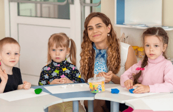 Врач рассказала, когда детям нельзя давать новогодние блюда Врач рассказала, когда детям нельзя давать новогодние блюда